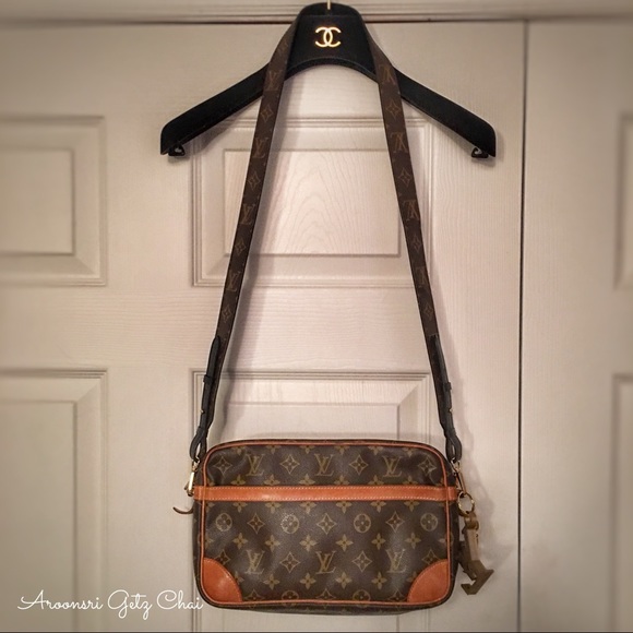 🍒Authentic Compiegne 26 converted to crossbody - Picture 2 of 8